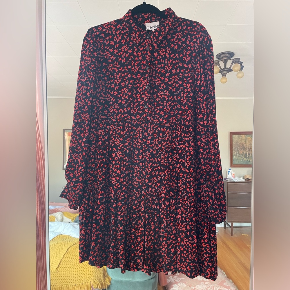Ganni Black and Red Patterned Crepe Dress